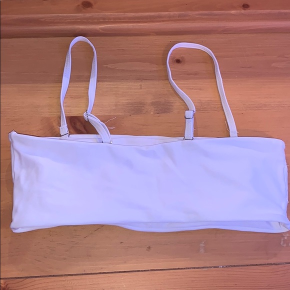White Strapless bikini top & comes with straps - Picture 2 of 4